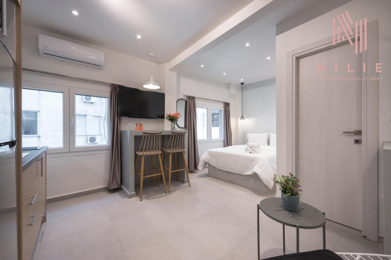 Yellow Door, Nilie Hospitality Mgmt Tesalonika Bagian luar foto